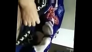 hardcore-screaming-orgasms-with-dildo-machine