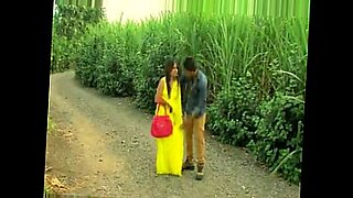sexy-komal-hot-romance-with-boyfriend-sex