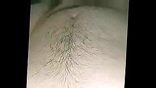 suck-nipple-lesbin