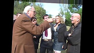 mangi-hoskin-hide-kwap-video-blo-2022