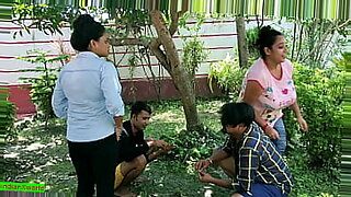 outdoor-with-students